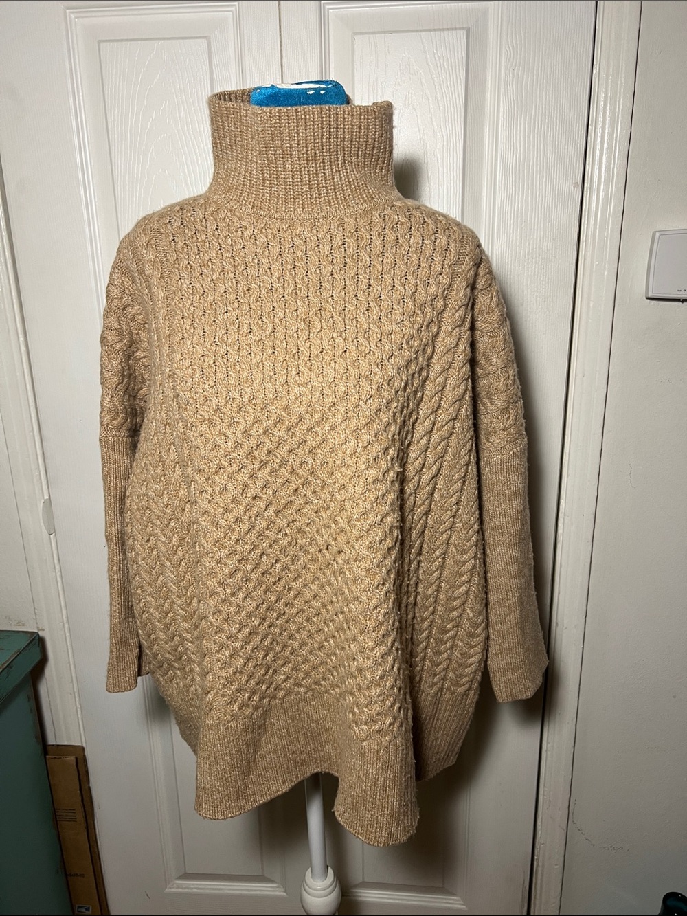 AYR Le Square Cable Knit Merino Wool Sweater Oversized Small